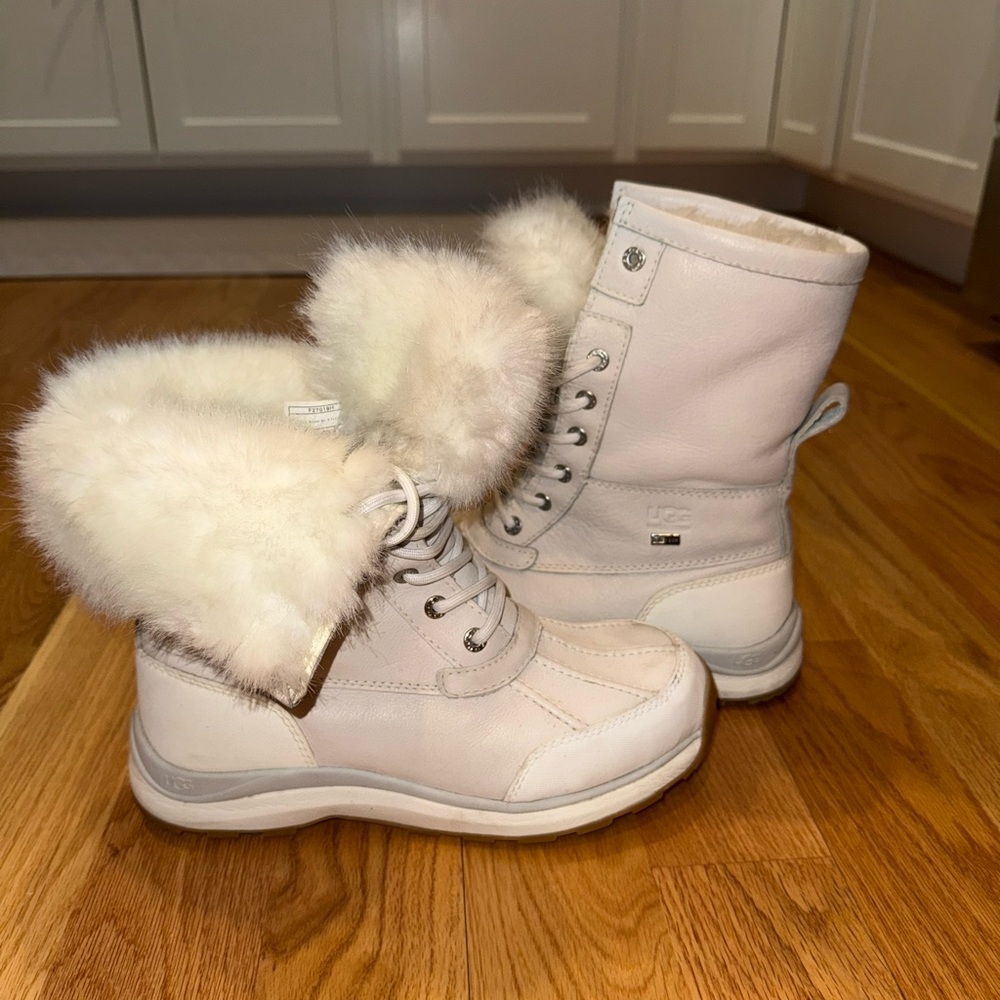 UGG snow boots Cream